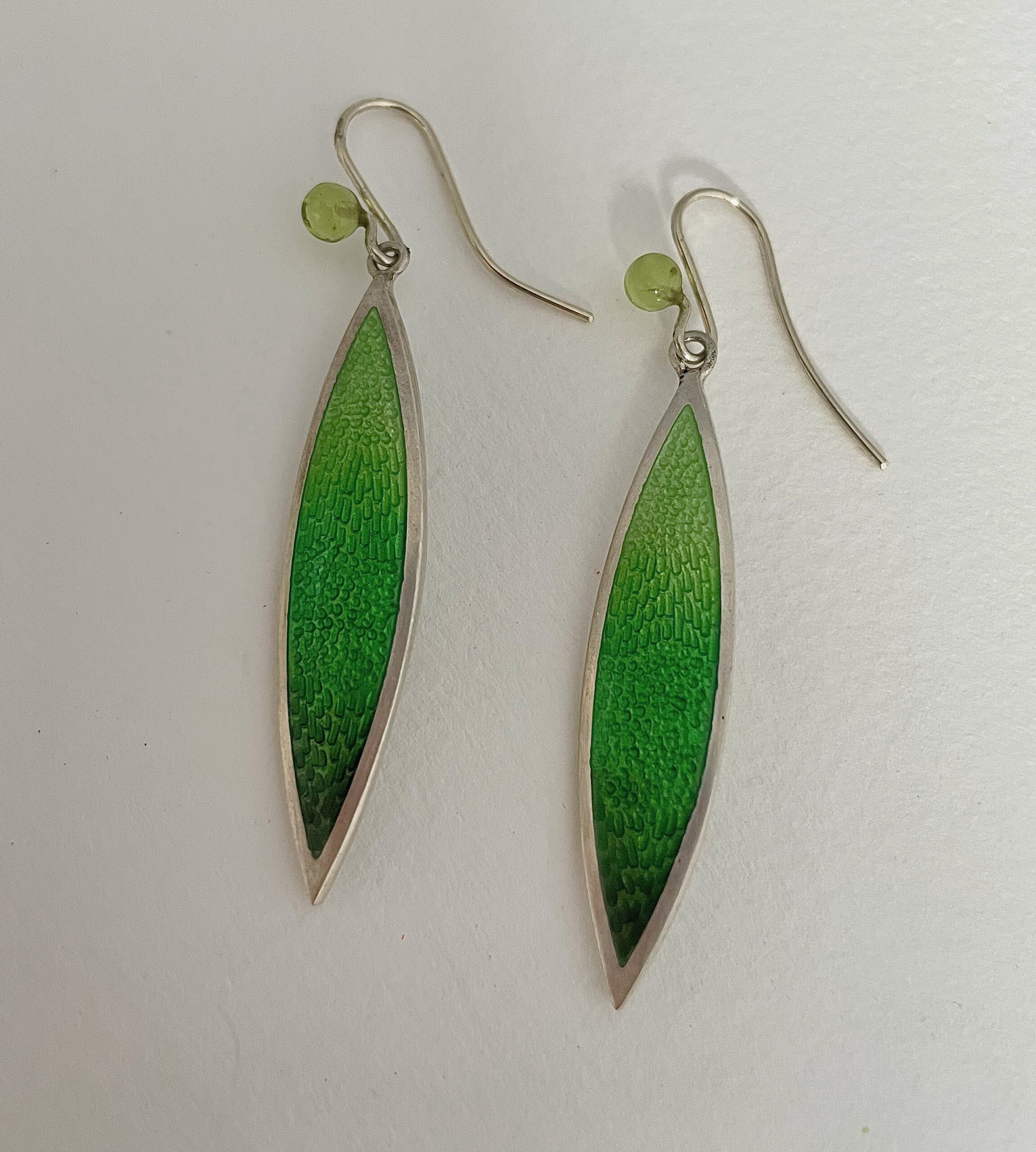 Extra Long leaf green earrings with peridot - Image 4